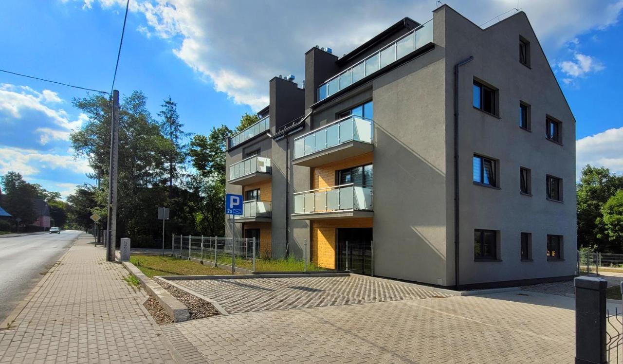 Апартаменти Apartament Niezapominajka Warmbrunn Екстер'єр фото